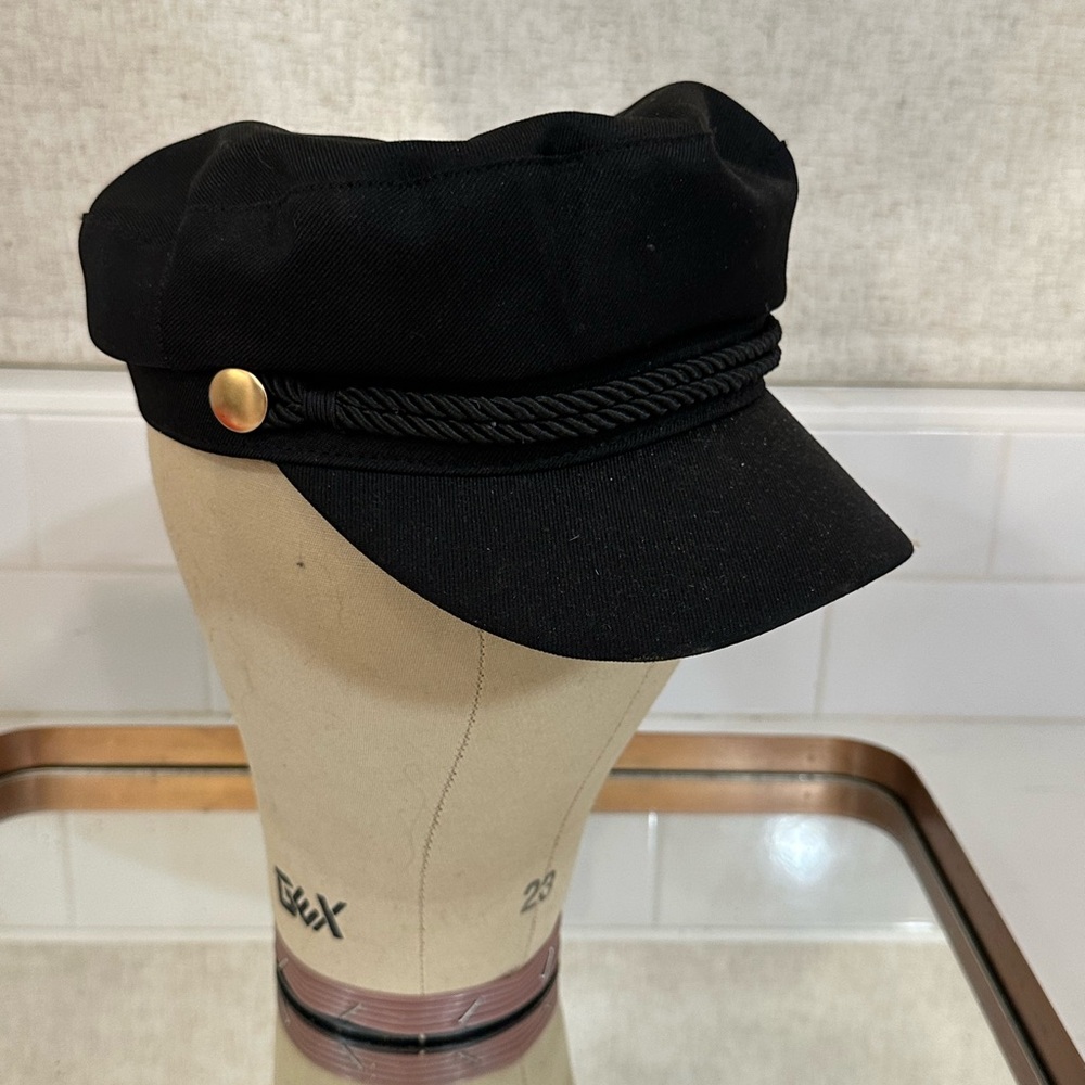 H&M Black Quilted Cap